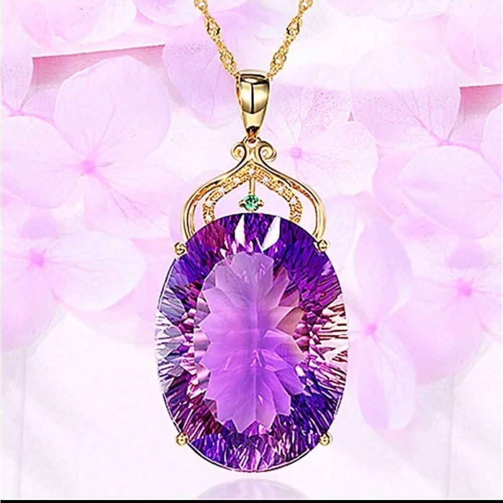 Purple Cubic Zirconia Diamond Pendant Queen Princess Bridal Gold Plated Necklace - Picture 3 of 4